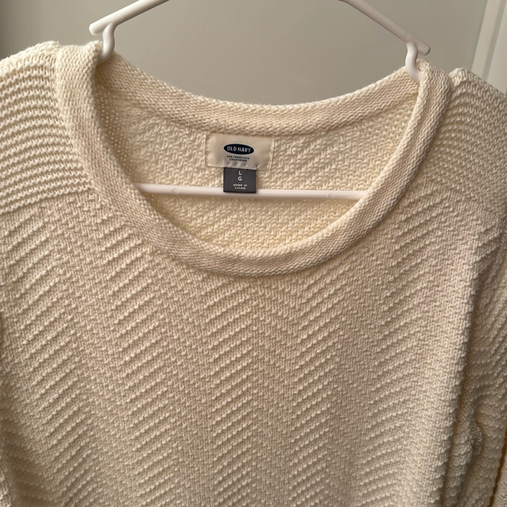 Old navy cream sweater L